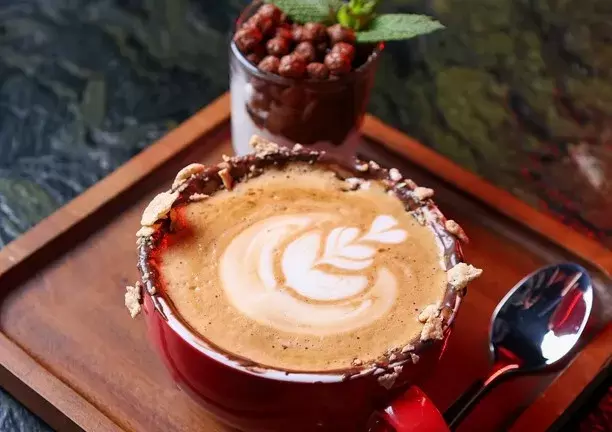 تصویر لته کرم فندق